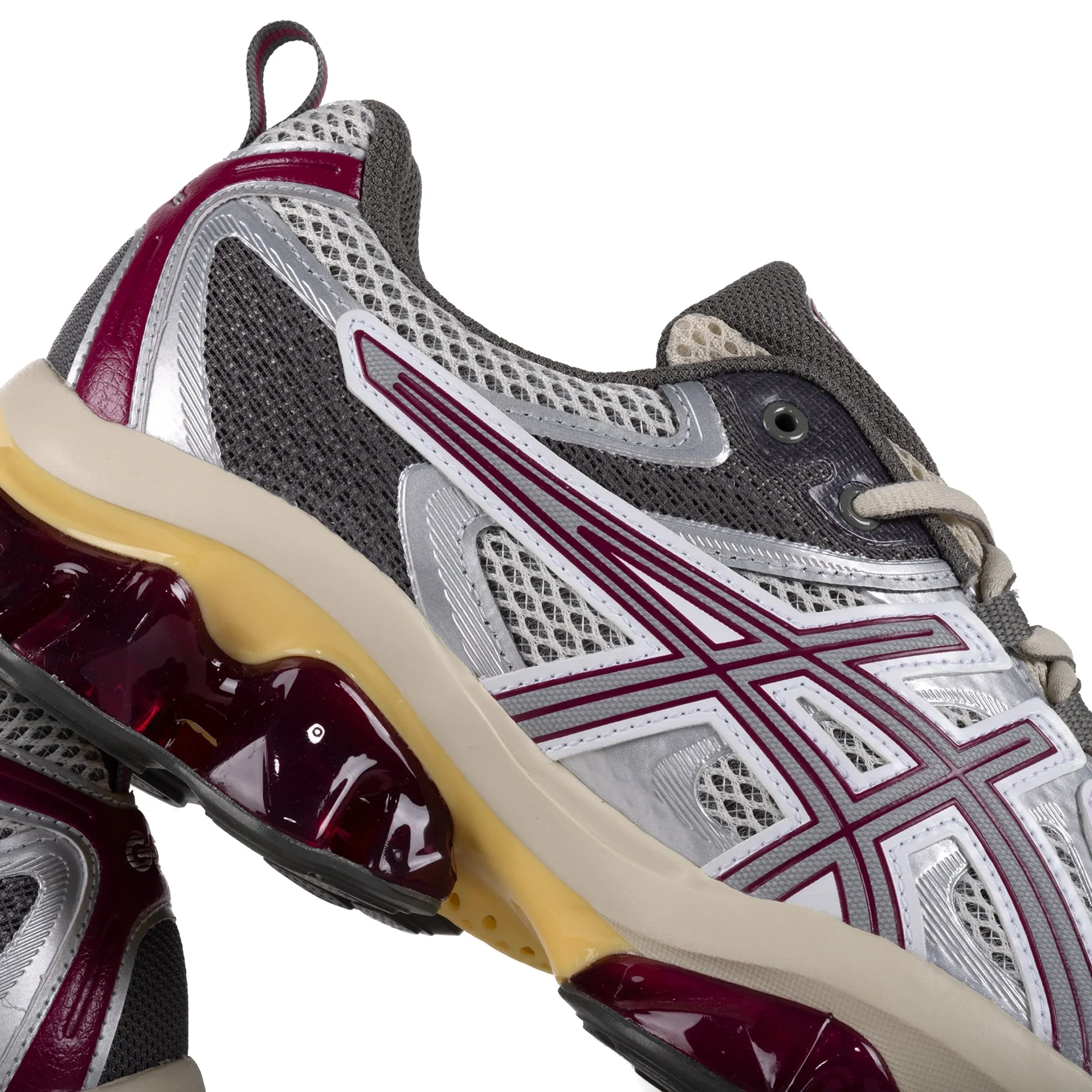 Asics Gel-Quantum Kinetic Cream/Dried Berry 1203A270.103
