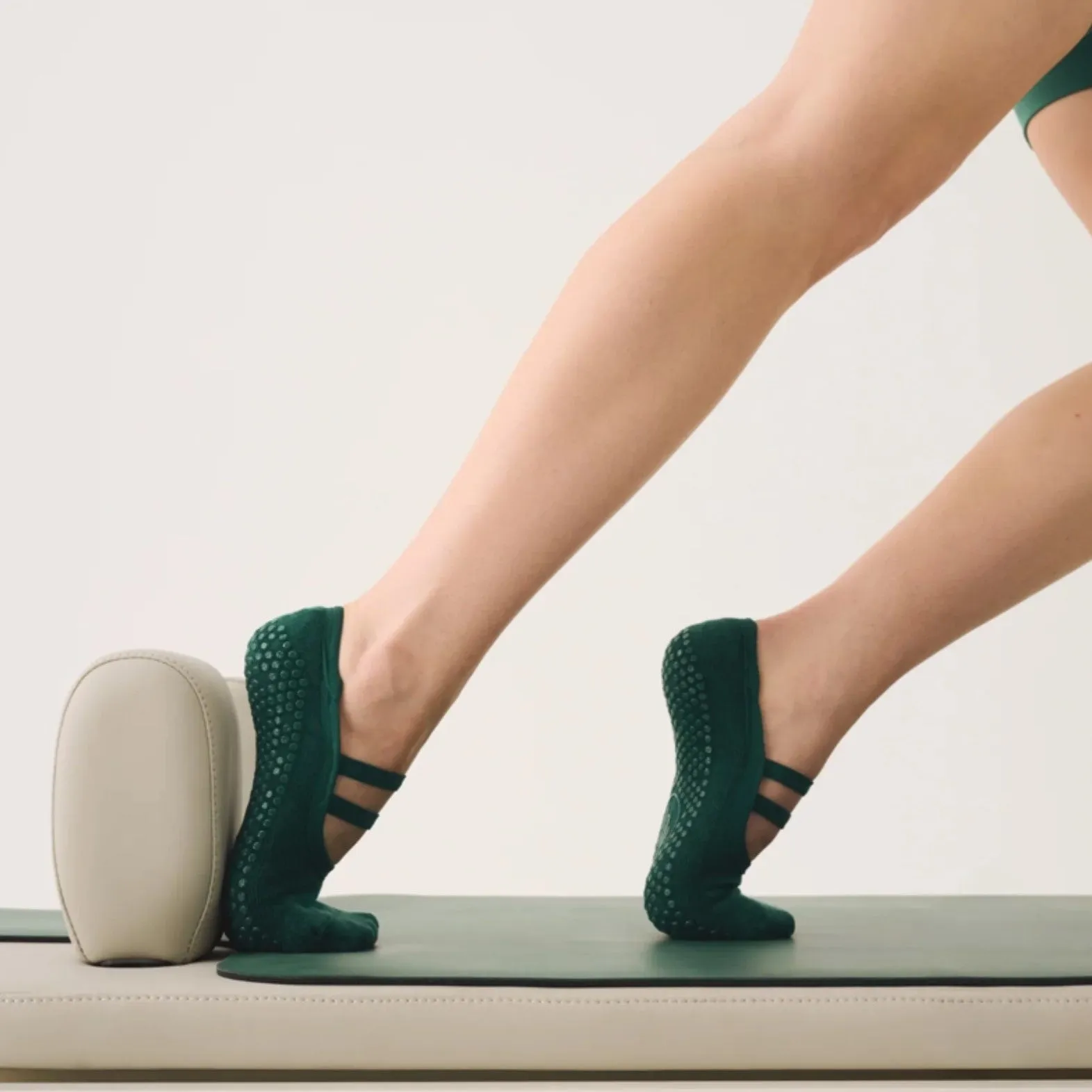 Ballet Grip Socks  (Barre / Pilates)