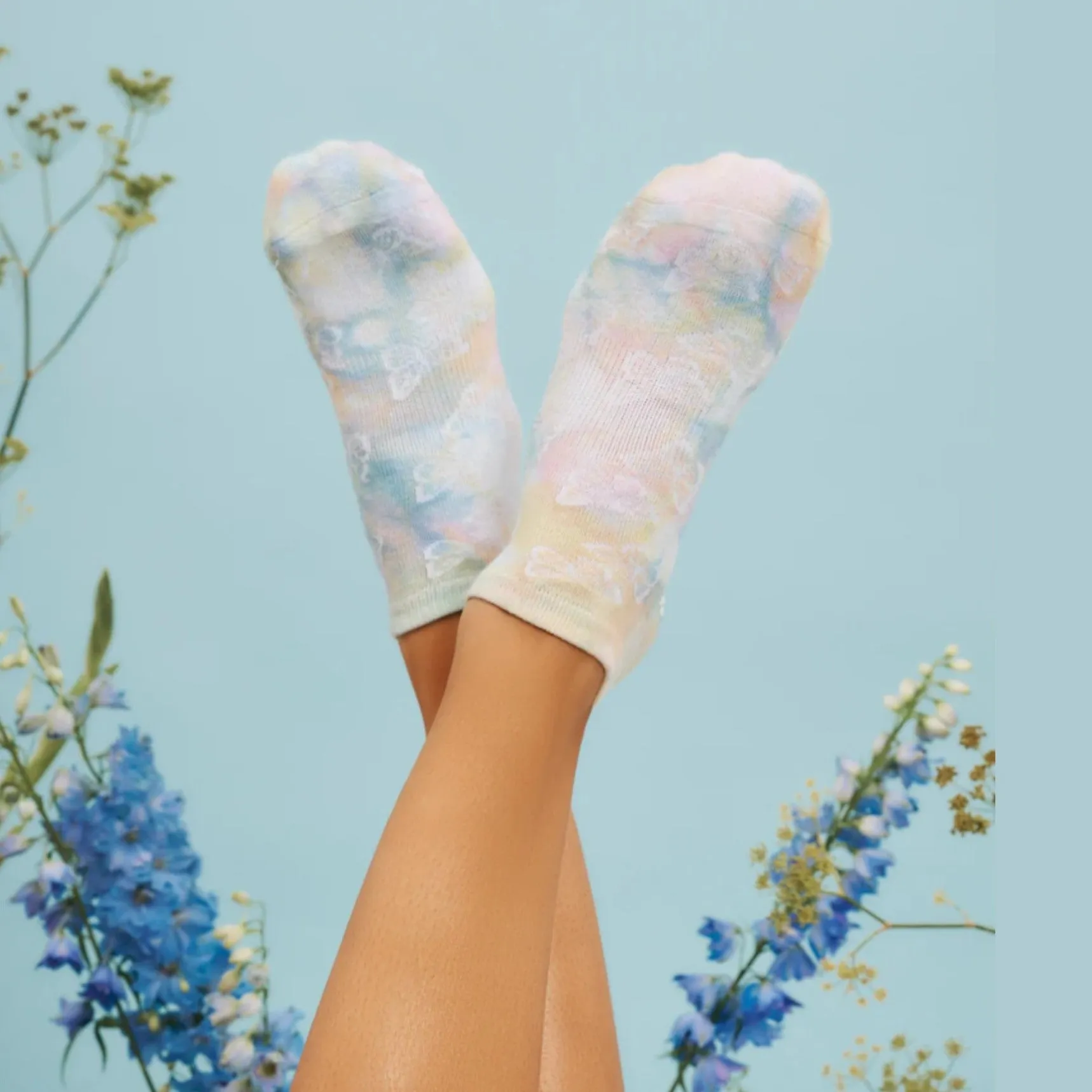 Classic Low Rise Grip Socks - Tie-Dye (Barre / Pilates)