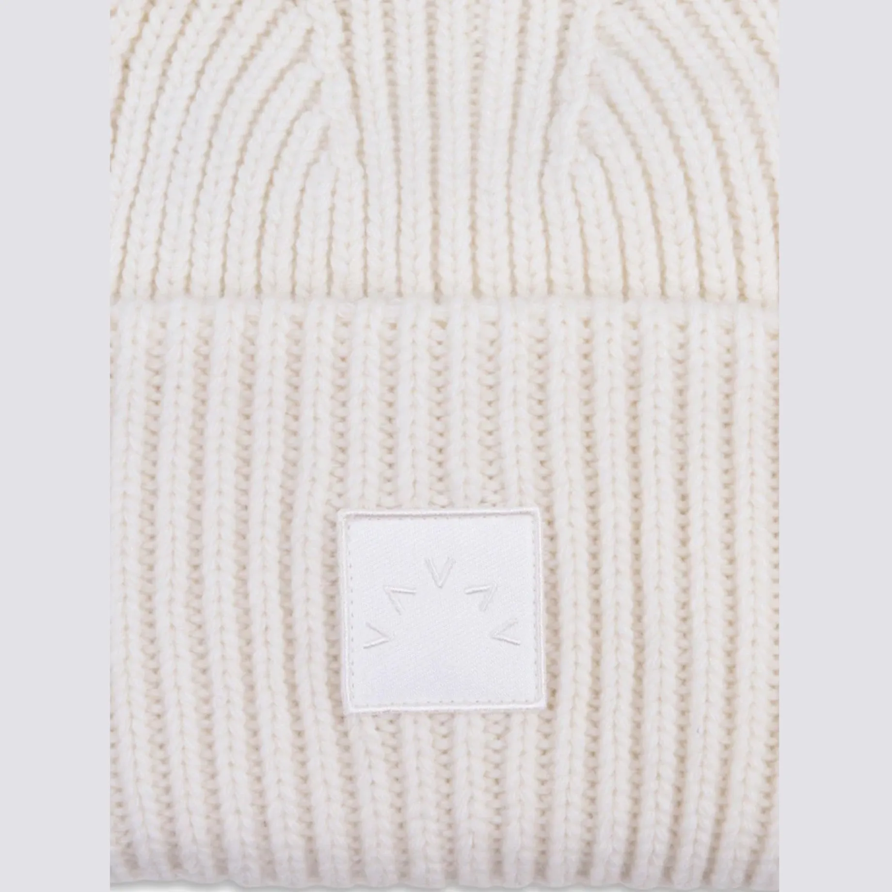 Cresta Rib Beanie