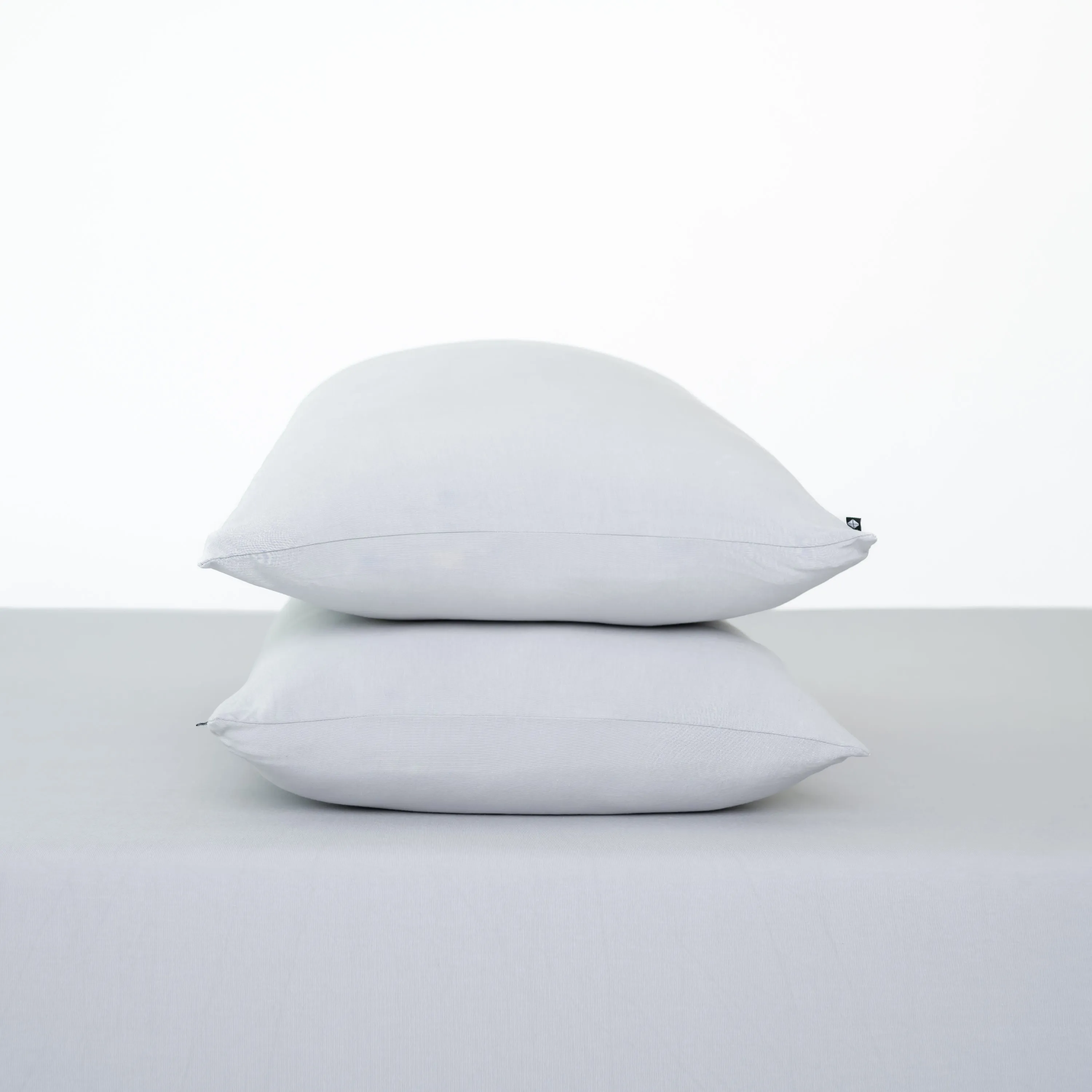 Fitted Sheet with Pillowcases in Storm