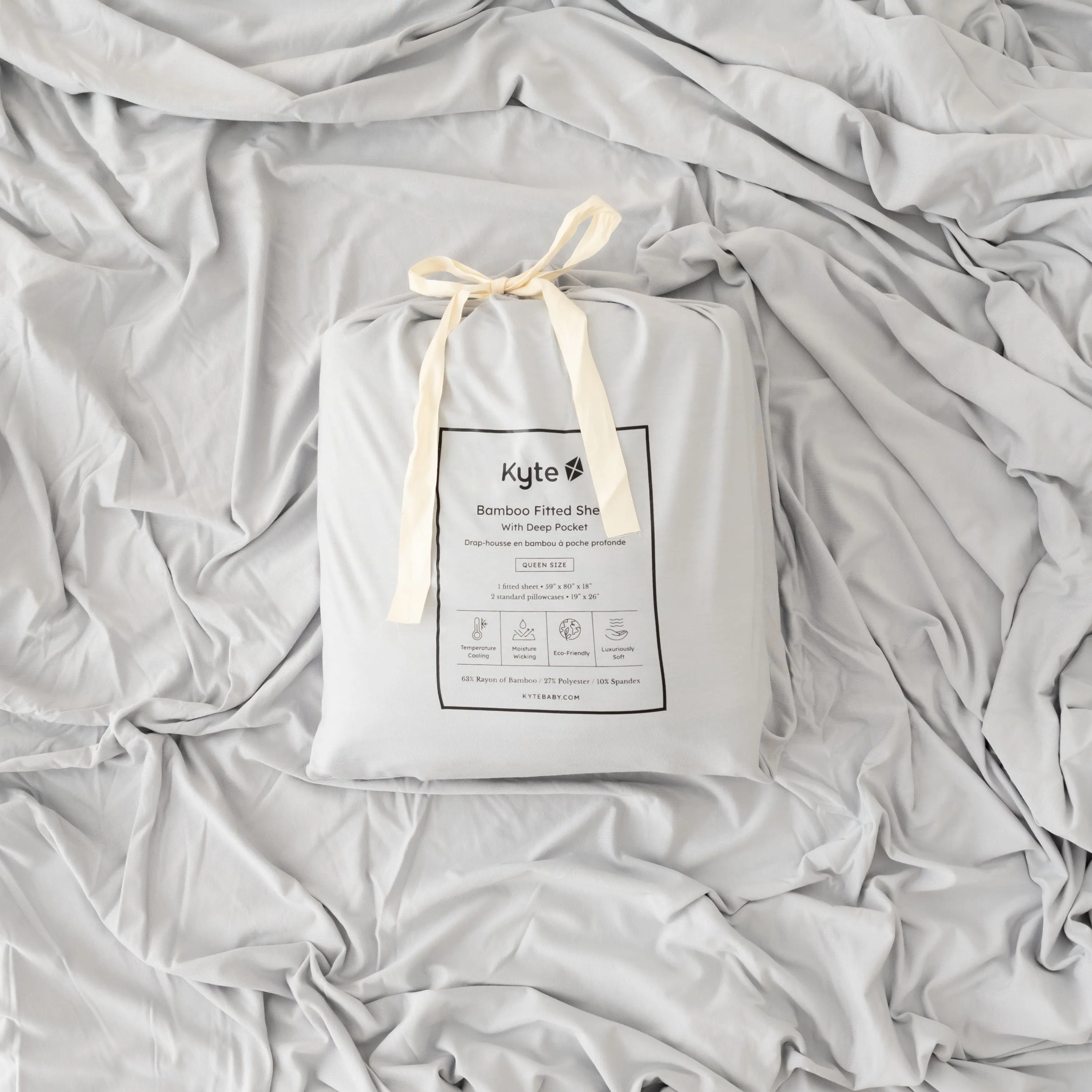 Fitted Sheet with Pillowcases in Storm