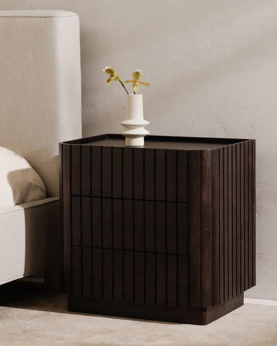 POVERA 3 DRAWER NIGHTSTAND