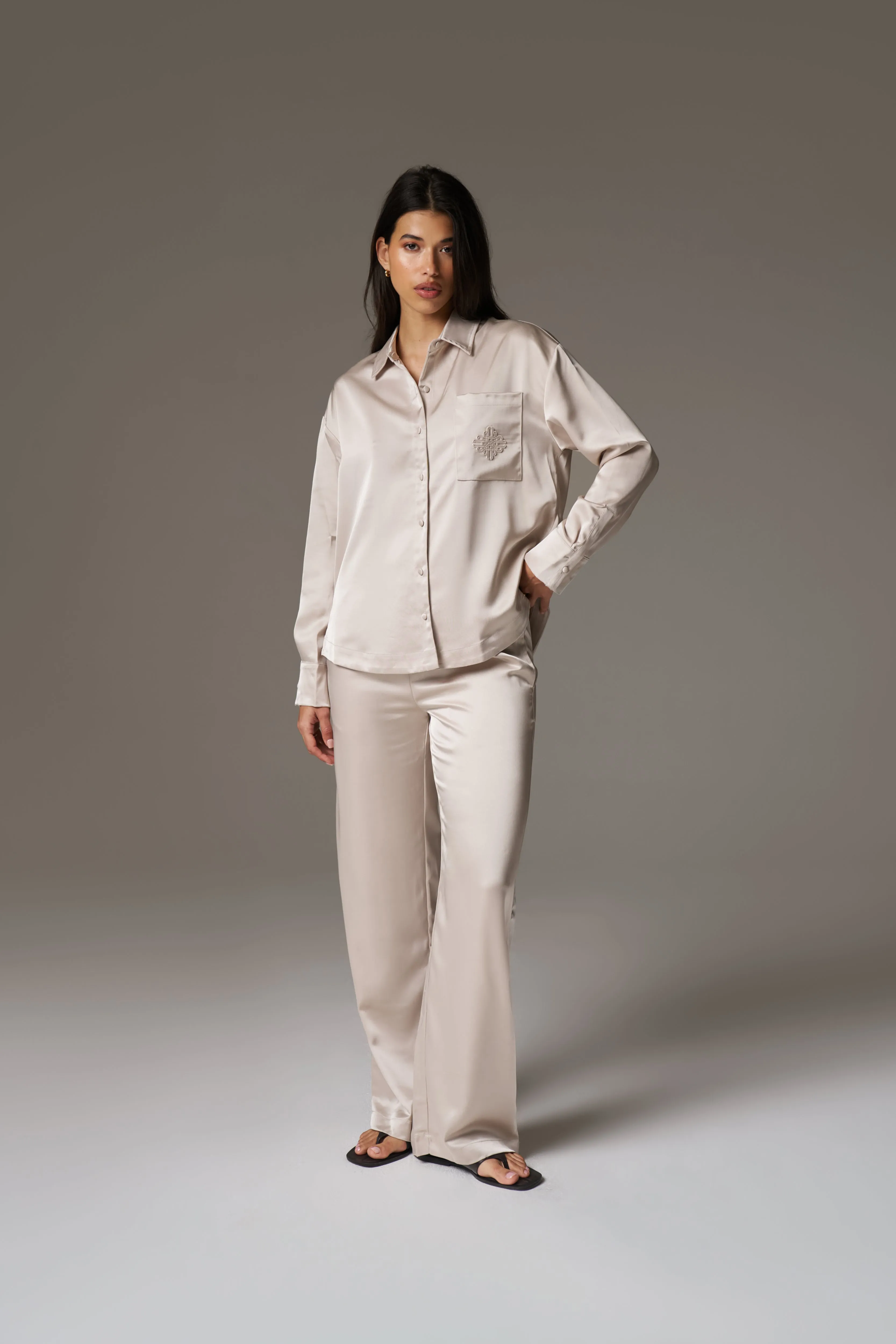 SATIN EMBLEM TROUSERS - BEIGE