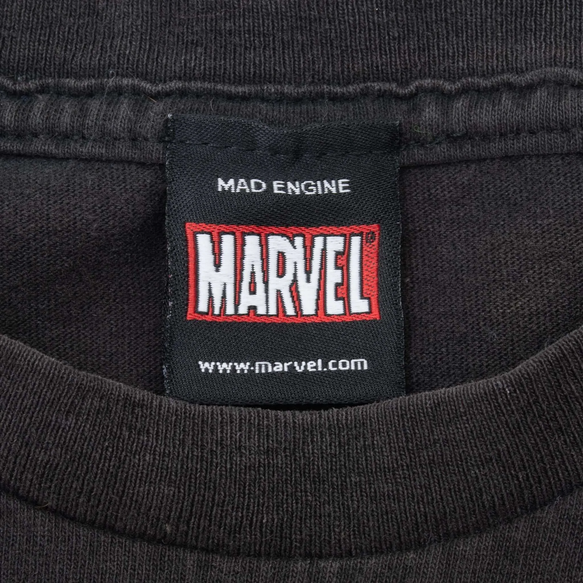 VINTAGE MARVEL AVENGER 2000S TEE SHIRT SMALL