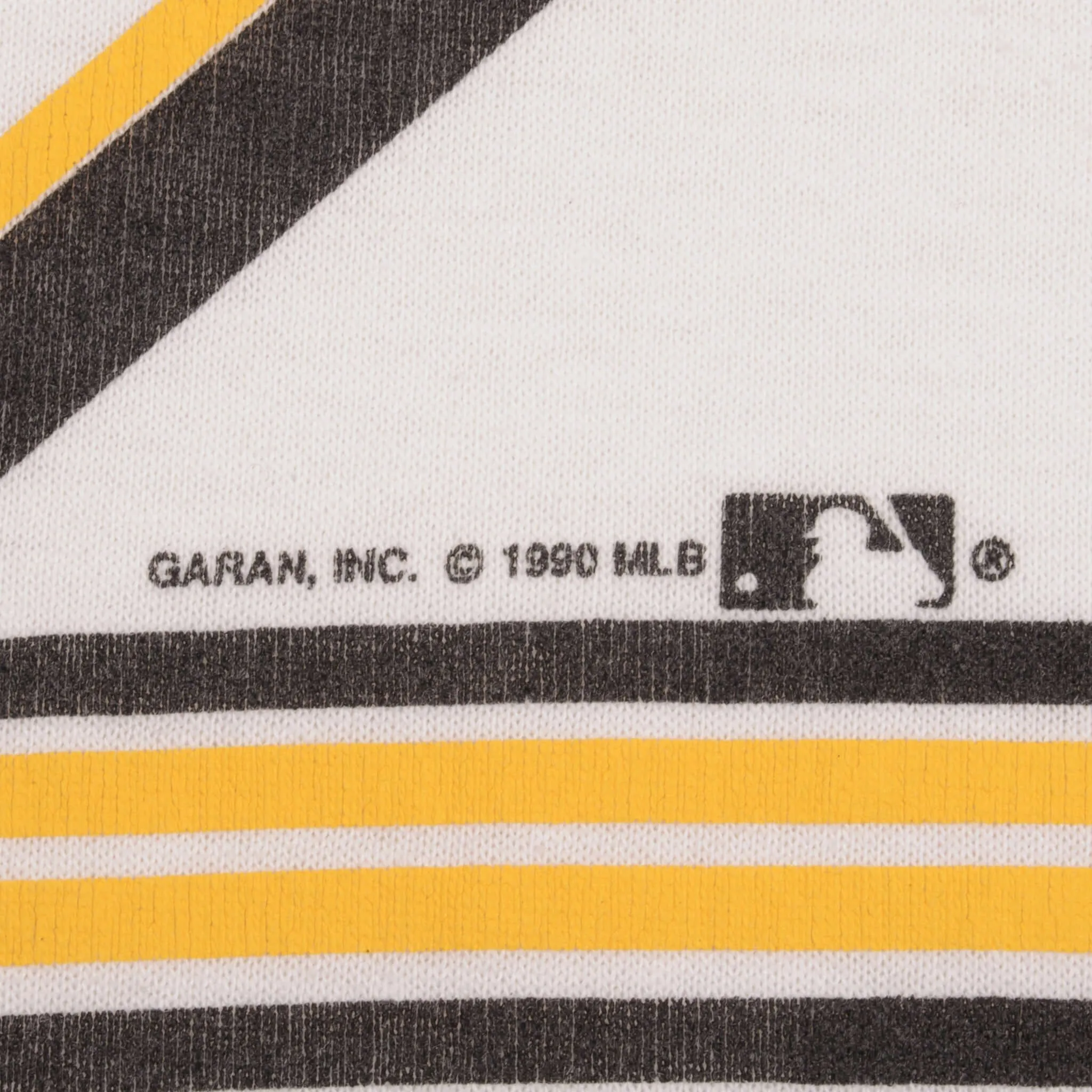 VINTAGE MLB PITTSBURGH PIRATES 1990 TEE SHIRT SIZE LARGE MADE IN USA