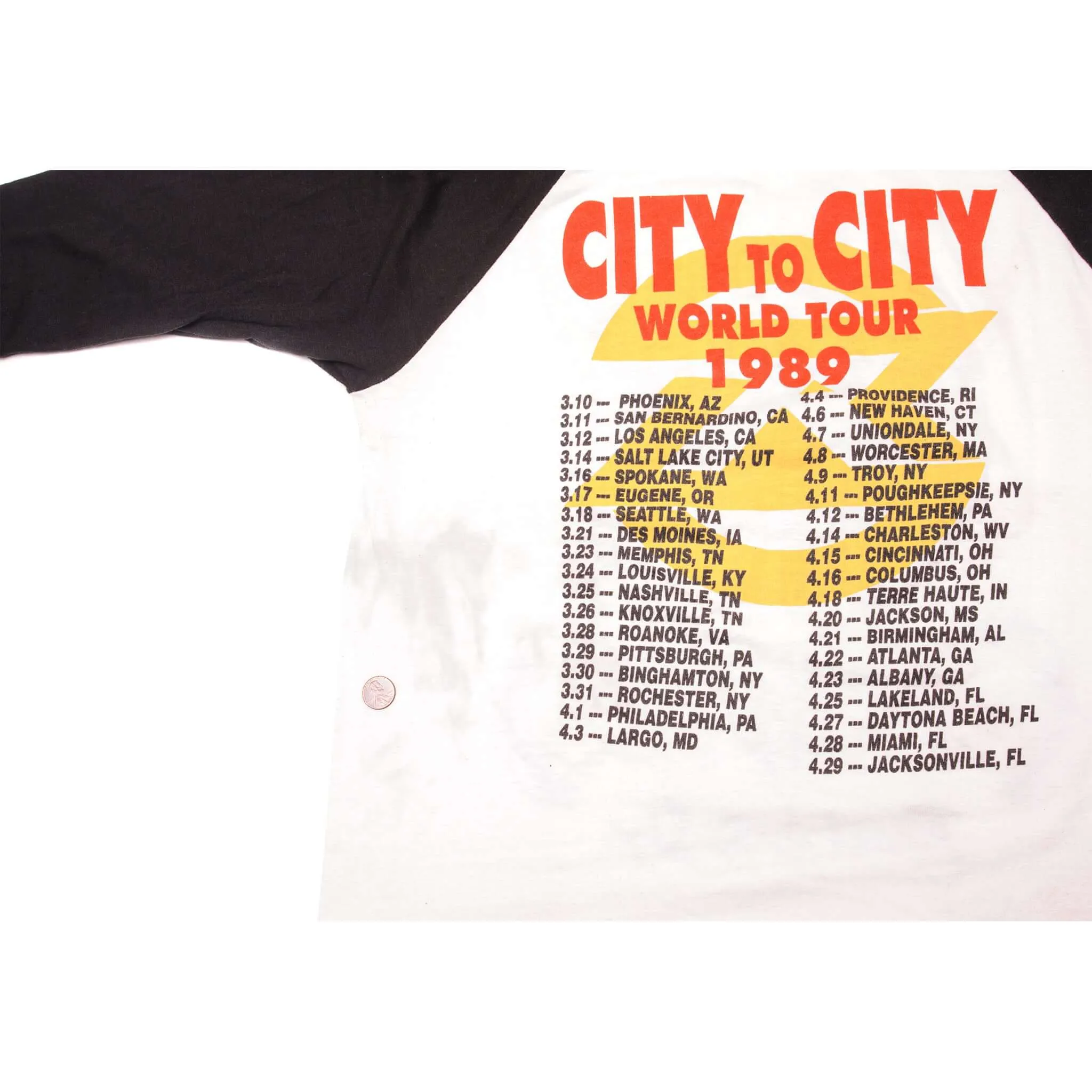 VINTAGE RATT REACH FOR THE SKY WORLD TOUR RAGLAN TEE SHIRT 1989 MEDIUM MADE USA